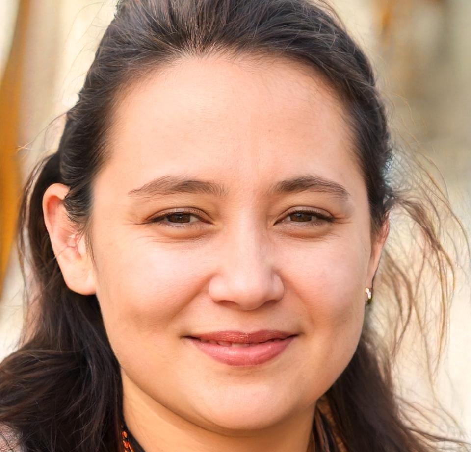 Portrait of Noriko Ishikawa, Head of Digital Experience at e-commerce company